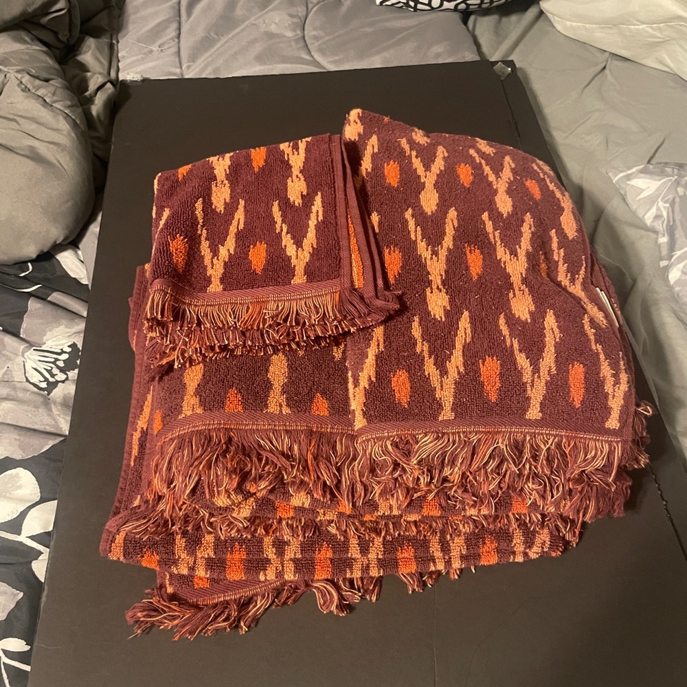 Orange and Purple Double-sided Patterned Towel Set